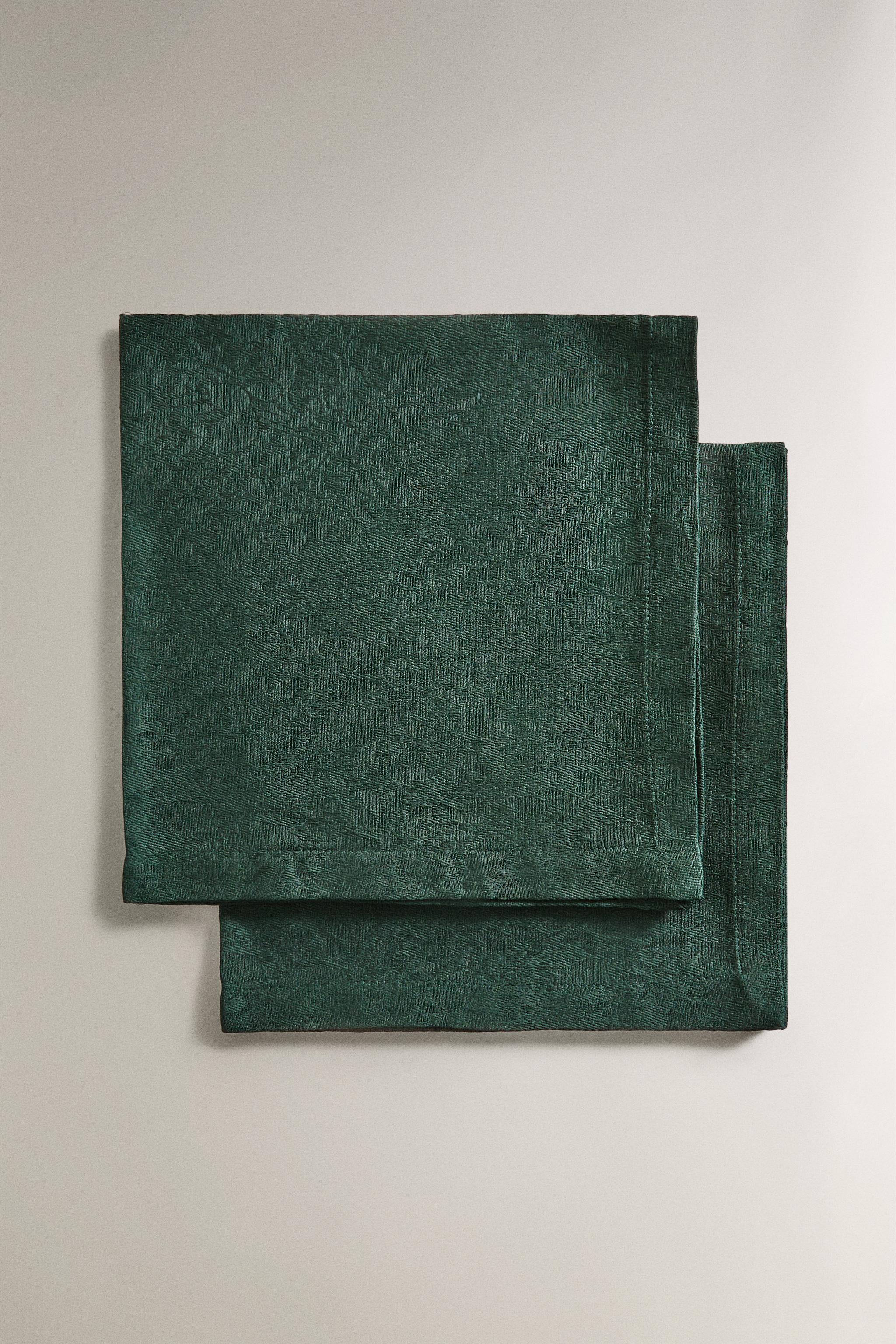 SET OF JACQUARD CHRISTMAS BRANCH NAPKINS (SET 2)